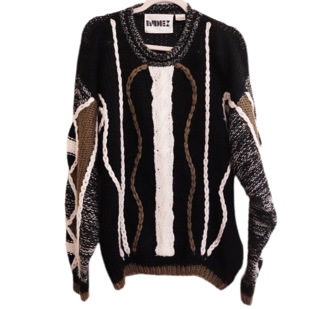 VINTAGE INDEX 3D KNIT CHUNKY SWEATER